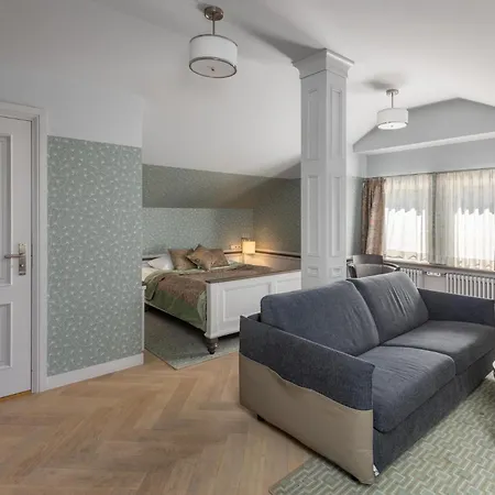 Roze Boutique Hotel Lipawa